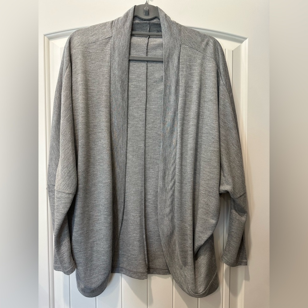 A.N.A. Heather Gray Knit Cardigan Shrug.  Size Large